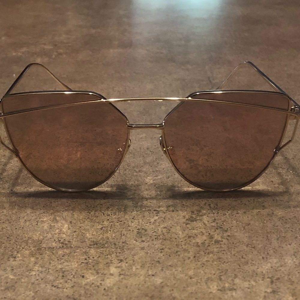 Rose gold mirrored cat eyed sunglasses